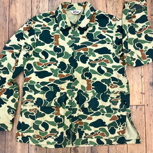 Zip-Up Distressed Duck Camo Jacket [vintage, medium]